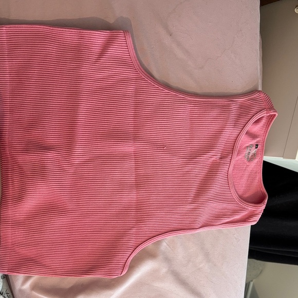 SHEIN Pink Ribbed Crop Top - Picture 1 of 1